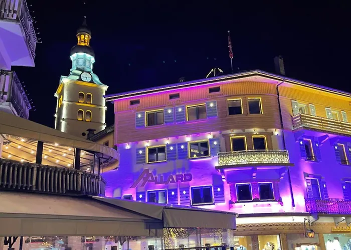 Standing Face Mont Blanc Piscine Megève